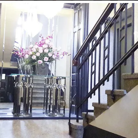 120m2 In A Great Mansion Apartment